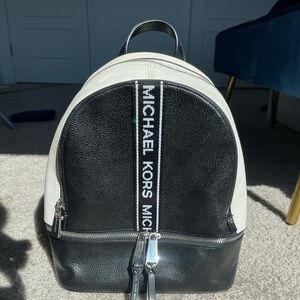 MICHAEL KORS Medium Rhea Logo tape Backpack